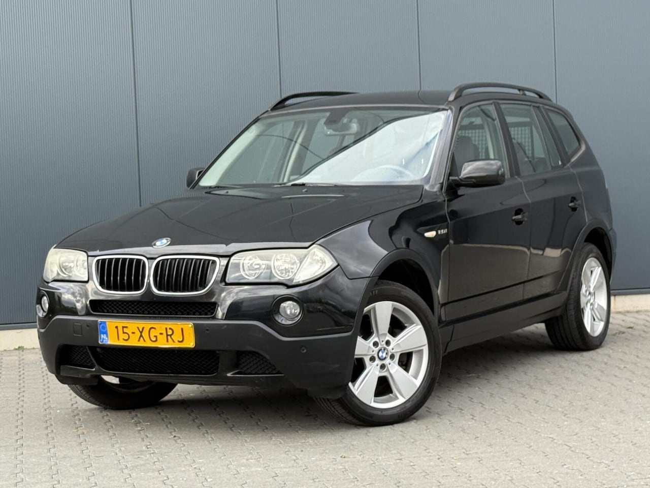 BMW X3 - 2.0I Executive Anniversary Leder - Sportstoelen - Clima - Cruise - AutoWereld.nl