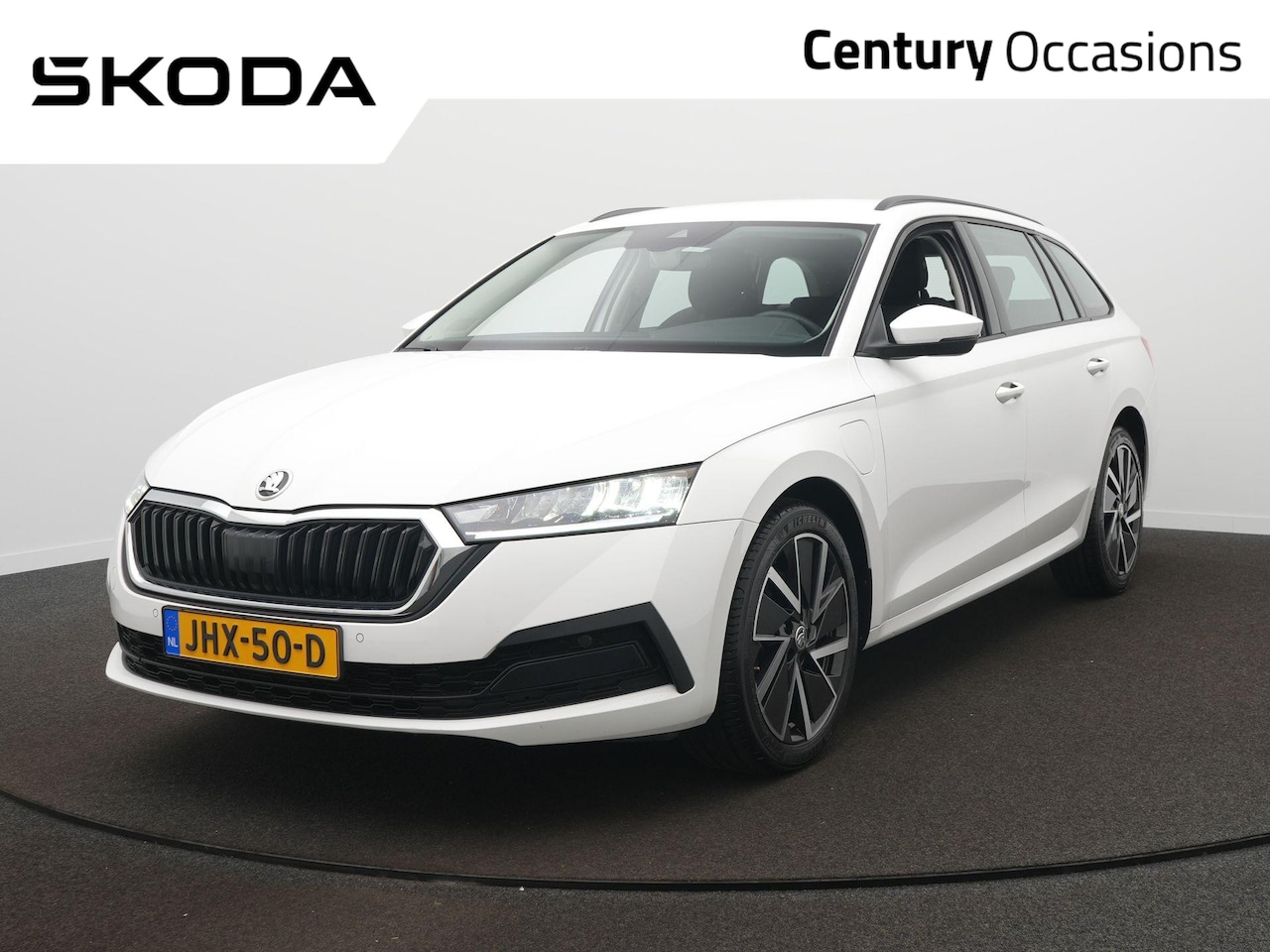 Skoda Octavia Combi - 1.4 TSI iV PHEV Business Edition / Adap. Cruise / Navi / Trekhaak - AutoWereld.nl