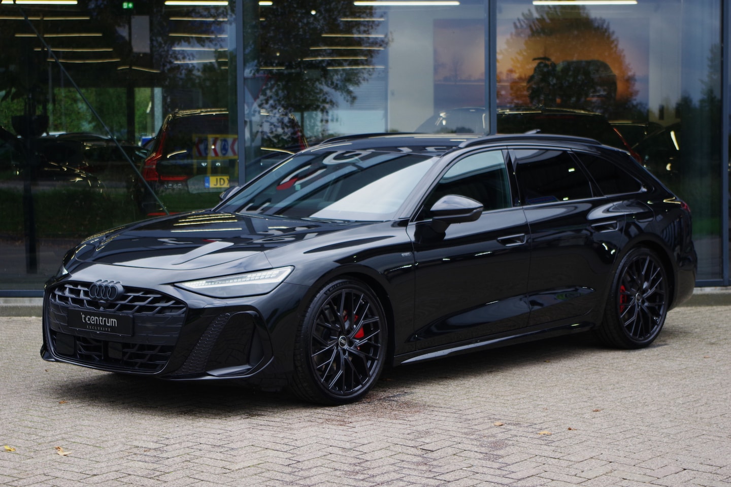 Audi A6 Avant - 2.0 e-Hybrid Plug-In Quattro S Edition Competition 367 PK, Luchtvering, Trekhaak, Panorama - AutoWereld.nl