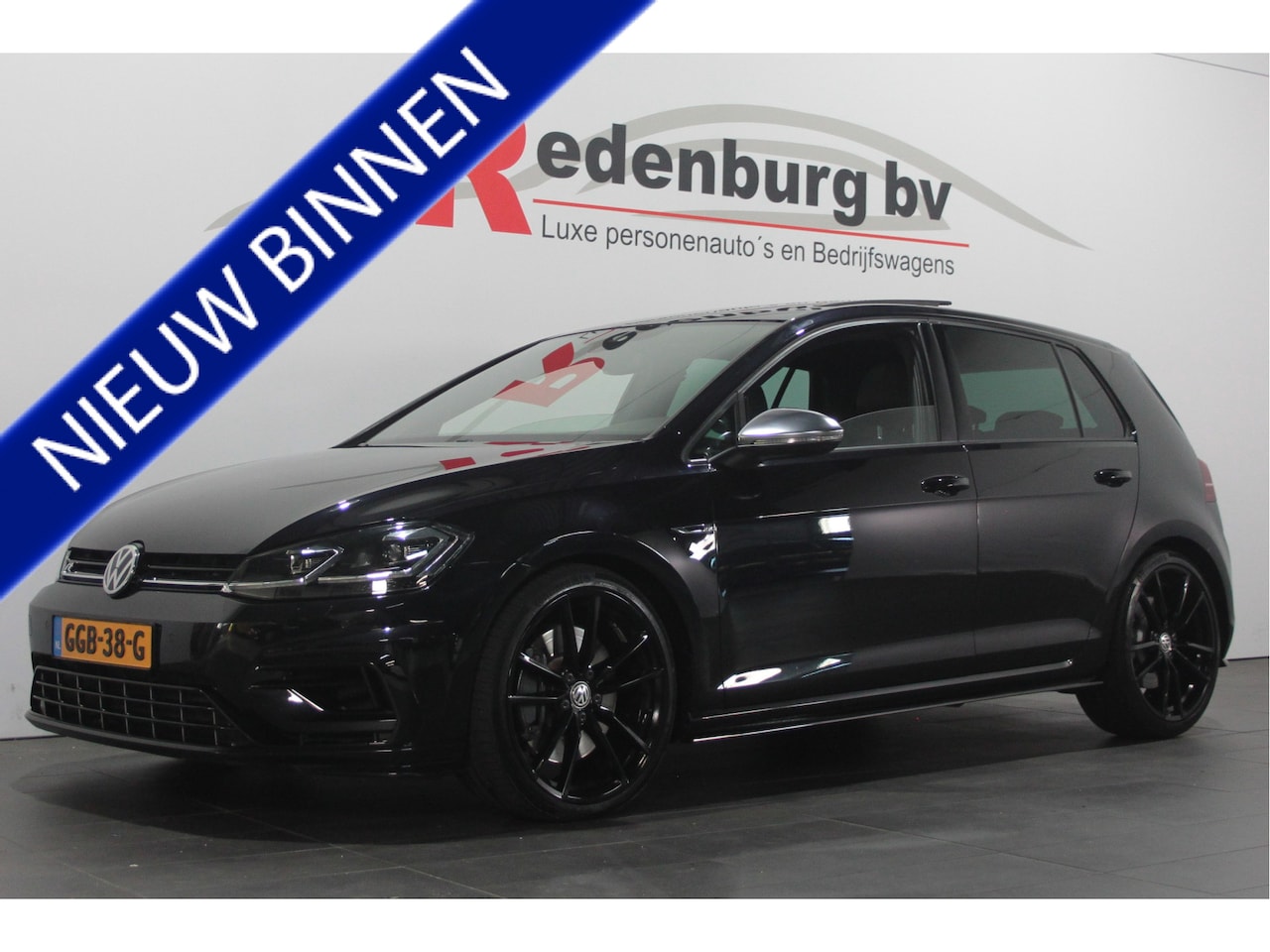 Volkswagen Golf - 2.0 TSI 4Motion R - Pano - Carplay - Dynaudio - Lane assist - AutoWereld.nl