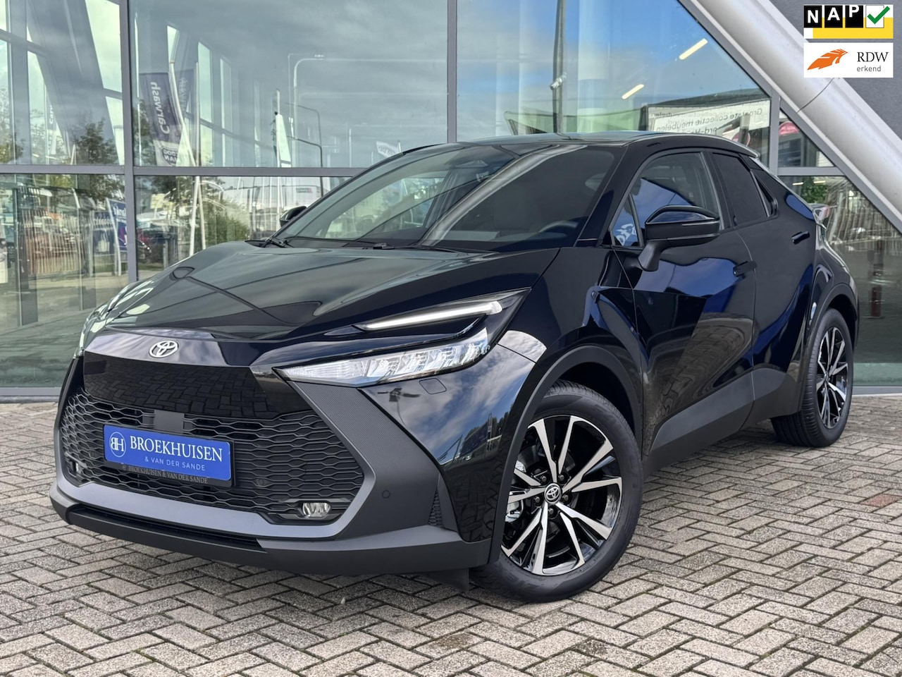 Toyota C-HR - 1.8 Hybrid 140pk HEV Dynamic NW Model Camera / Stoelverwarming - AutoWereld.nl