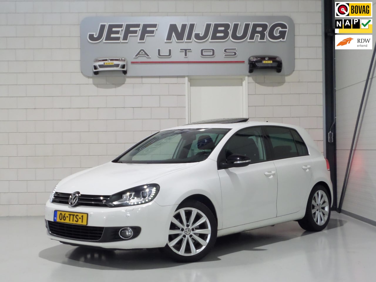 Volkswagen Golf - 1.4 TSI DSG 122PK Highline "Origineel NL!" "Nieuwe Ketting" Automaat! Schuifdak Xenon-LED - AutoWereld.nl