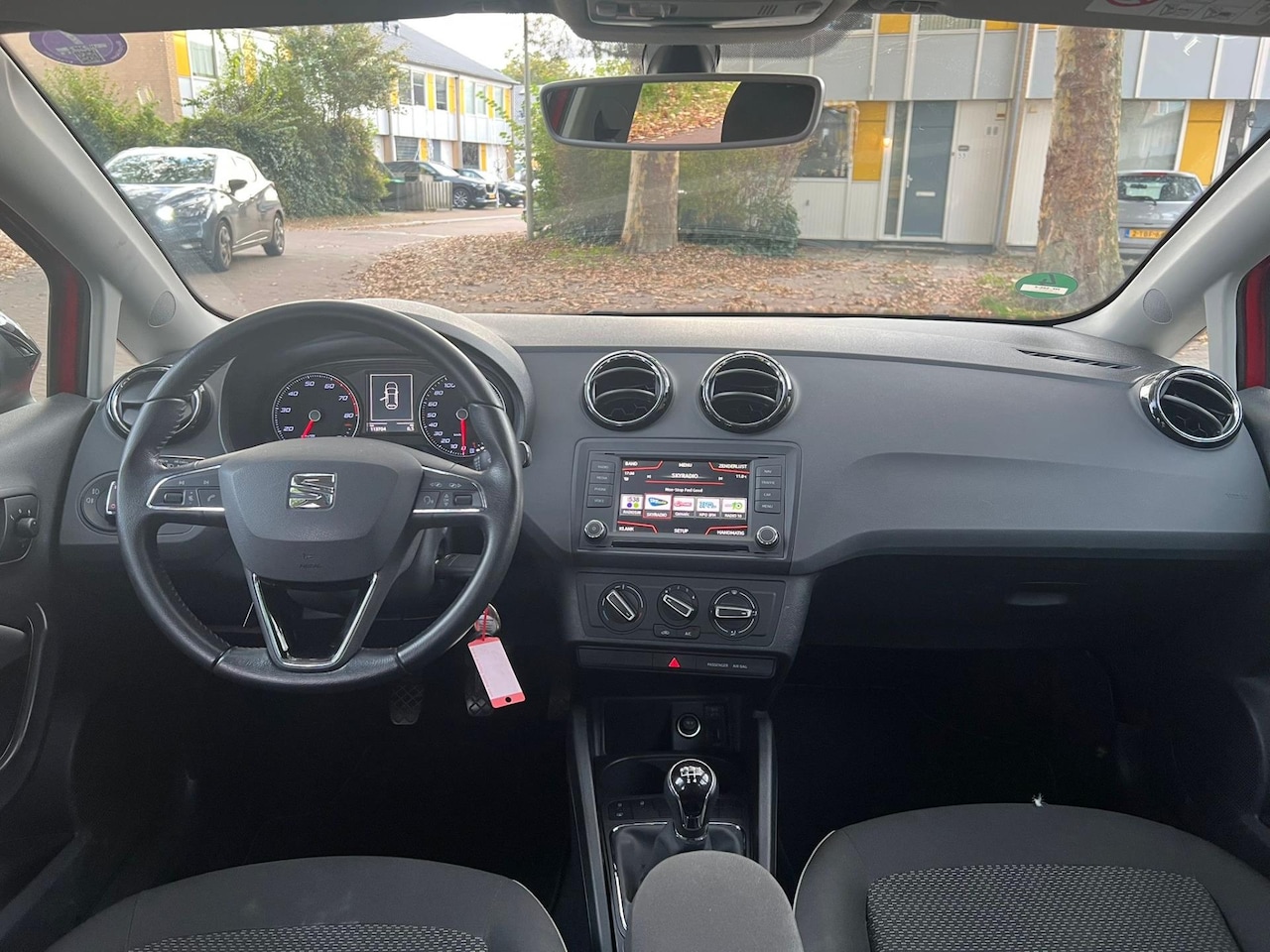 SEAT Ibiza - Eerste eigenaar / Panorama dak / 113.000 NAP / Mooie en frisse auto - AutoWereld.nl