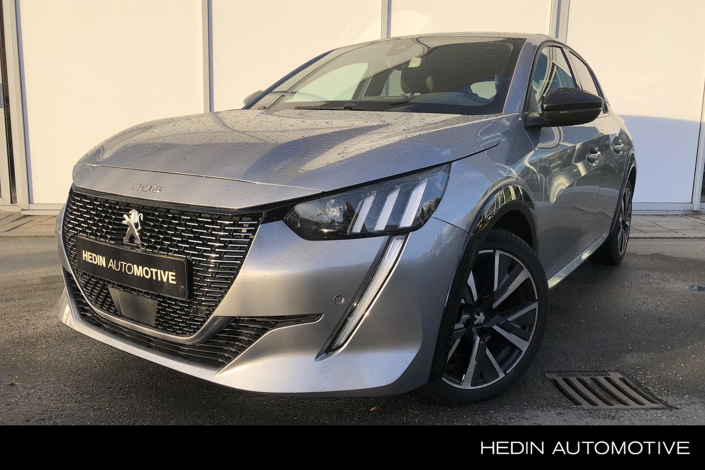 Peugeot 208 - 1.2 100PK GT-Line | Navigatie | Camera | Full Led | 17"LMV | Climate Control | Parkeersens - AutoWereld.nl
