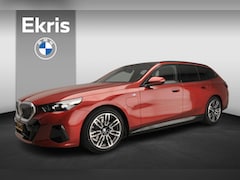 BMW 5-serie Touring - 530e M-Sportpakket | LED | Navigatie | Trekhaak | Schuifdak | Active cruise | DAB | Harman