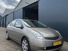 Toyota Prius - 1.5 VVT-i Business Edition