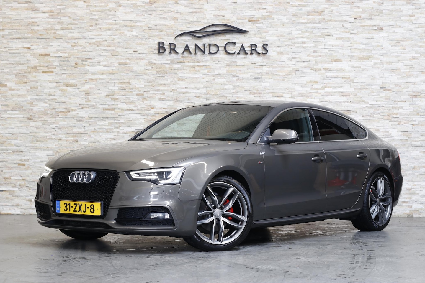 Audi A5 Sportback - 1.8 TFSI S Edition | LED VERLICHTING | BI XENON | NAP | NL AUTO | VOLLEDIG S LINE | APPLE - AutoWereld.nl