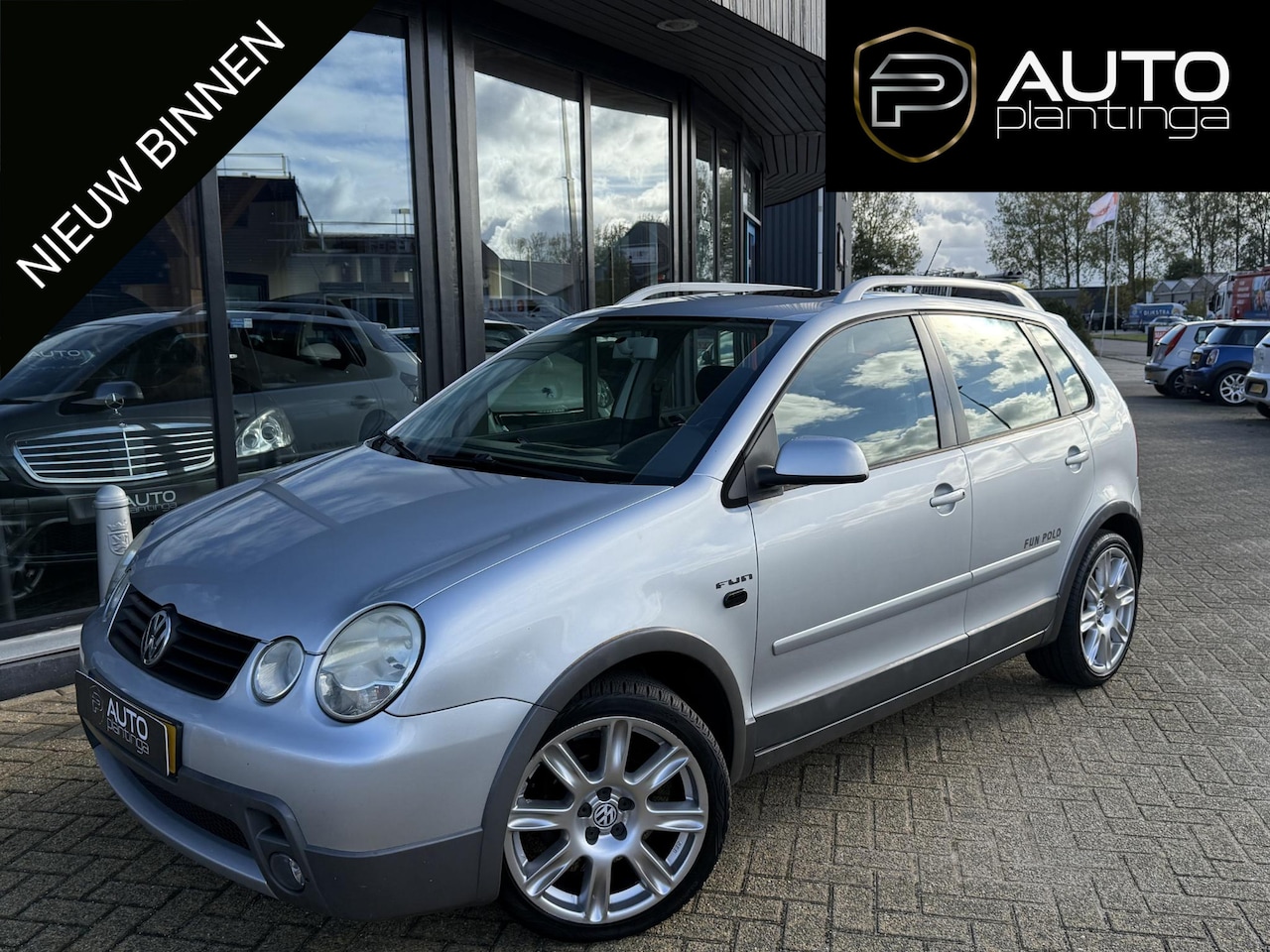 Volkswagen Polo - 1.4-16V FSI FUN 86PK | Nette Staat | NL AUTO | Trekhaak | Luxe Sport Stoelen | Airco | Cru - AutoWereld.nl