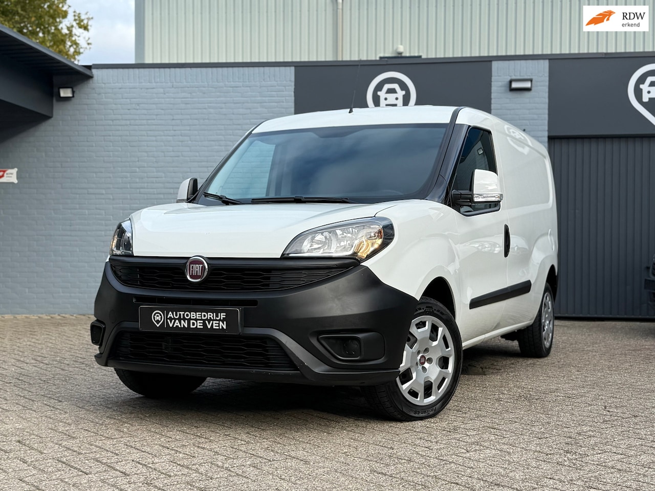 Fiat Doblò Cargo - 1.4 L2H1 Maxi | Airco | 3 Zits | Marge - AutoWereld.nl