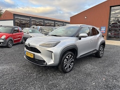 Toyota Yaris Cross - 1.5 HYBRID 130PK STUUR+STOELVERWARMING PDC