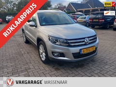 Volkswagen Tiguan - 1.4 TSI Sport&Style 161pk automaat trekh pano