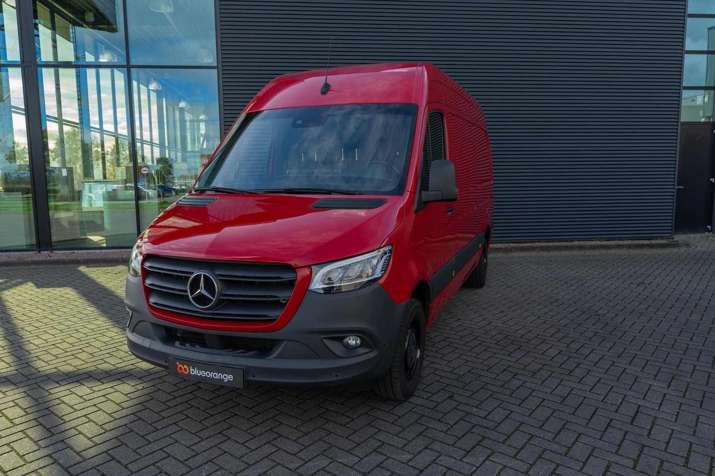 Mercedes-Benz Sprinter - 315 1.9 CDI L2H2 Trekhaak, Camera, Keyless, Dodehoek Detectie, Cruise Control, PDC v+a - AutoWereld.nl
