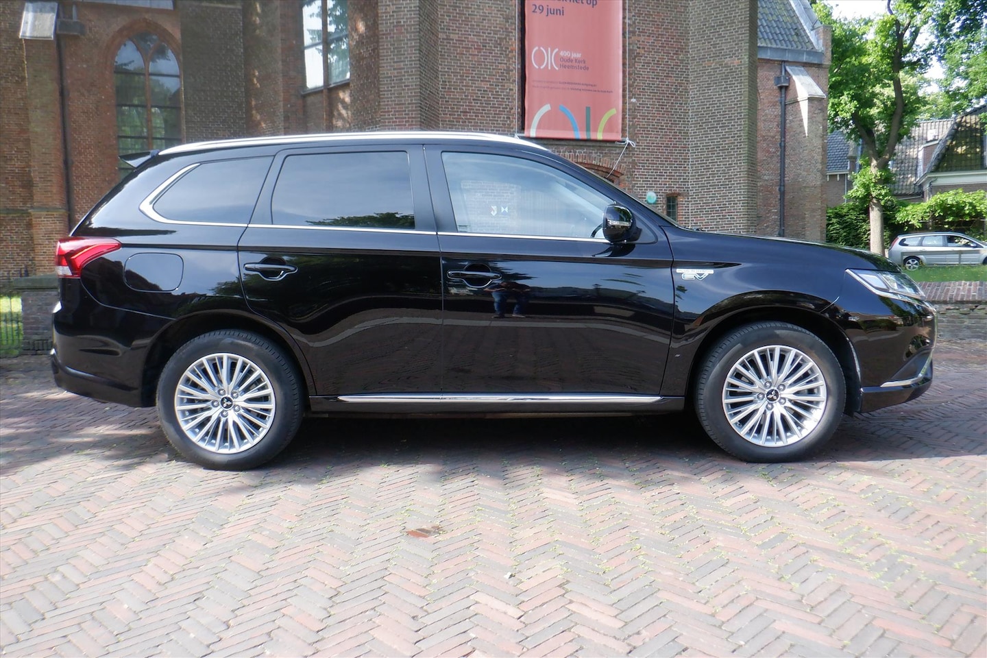 Mitsubishi Outlander - 2.4 DOHC MIVEC PHEV 240pk 4WD Aut Edition - AutoWereld.nl