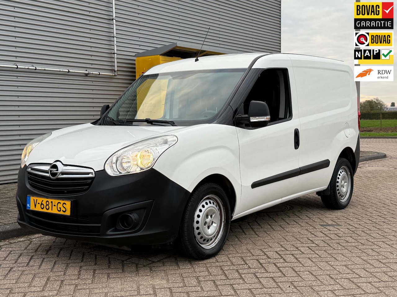 Opel Combo - 1.3 CDTI L1H1 Edition Bj 2017 Airco Schuifdeur Euro6 - AutoWereld.nl
