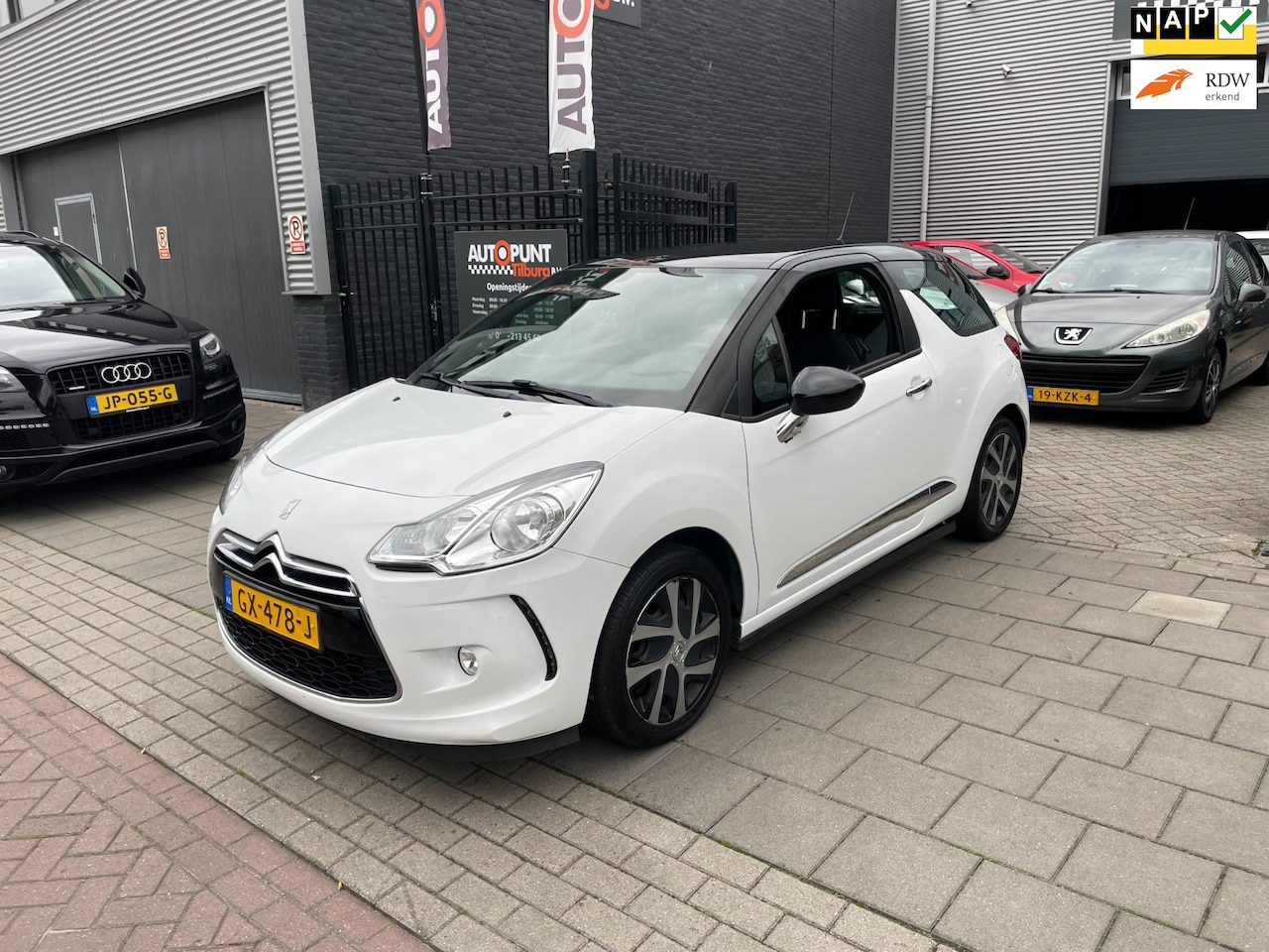 DS 3 - 1.2 PureTech Chic 2e Eigenaar! NAP APK 1 Jaar - AutoWereld.nl