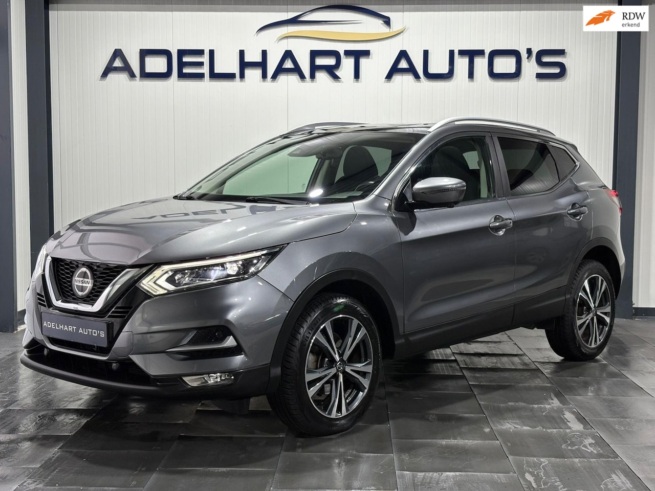 Nissan Qashqai - 1.2 N-Connecta / Navigatie full map / 360 Camera / Cruise control / Climate control - AutoWereld.nl