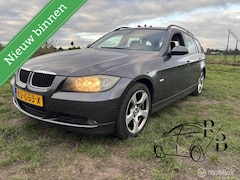 BMW 3-serie Touring - 320i Executive AIRCO PARK SENS CRUISE CONTROL