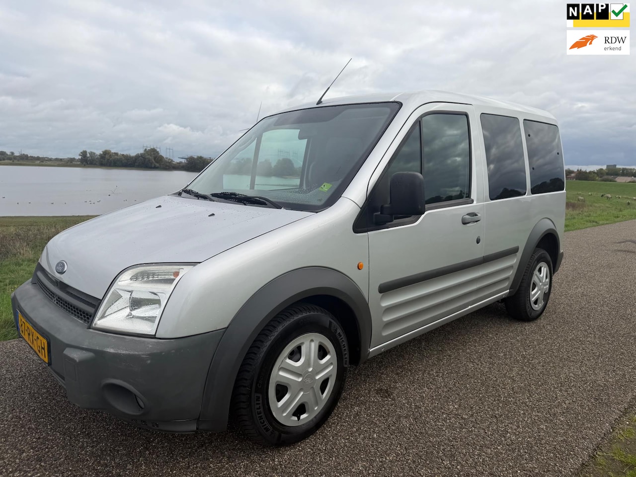 Ford Tourneo Connect - 1.8-16V SWB Rolstoel vervoer - AutoWereld.nl