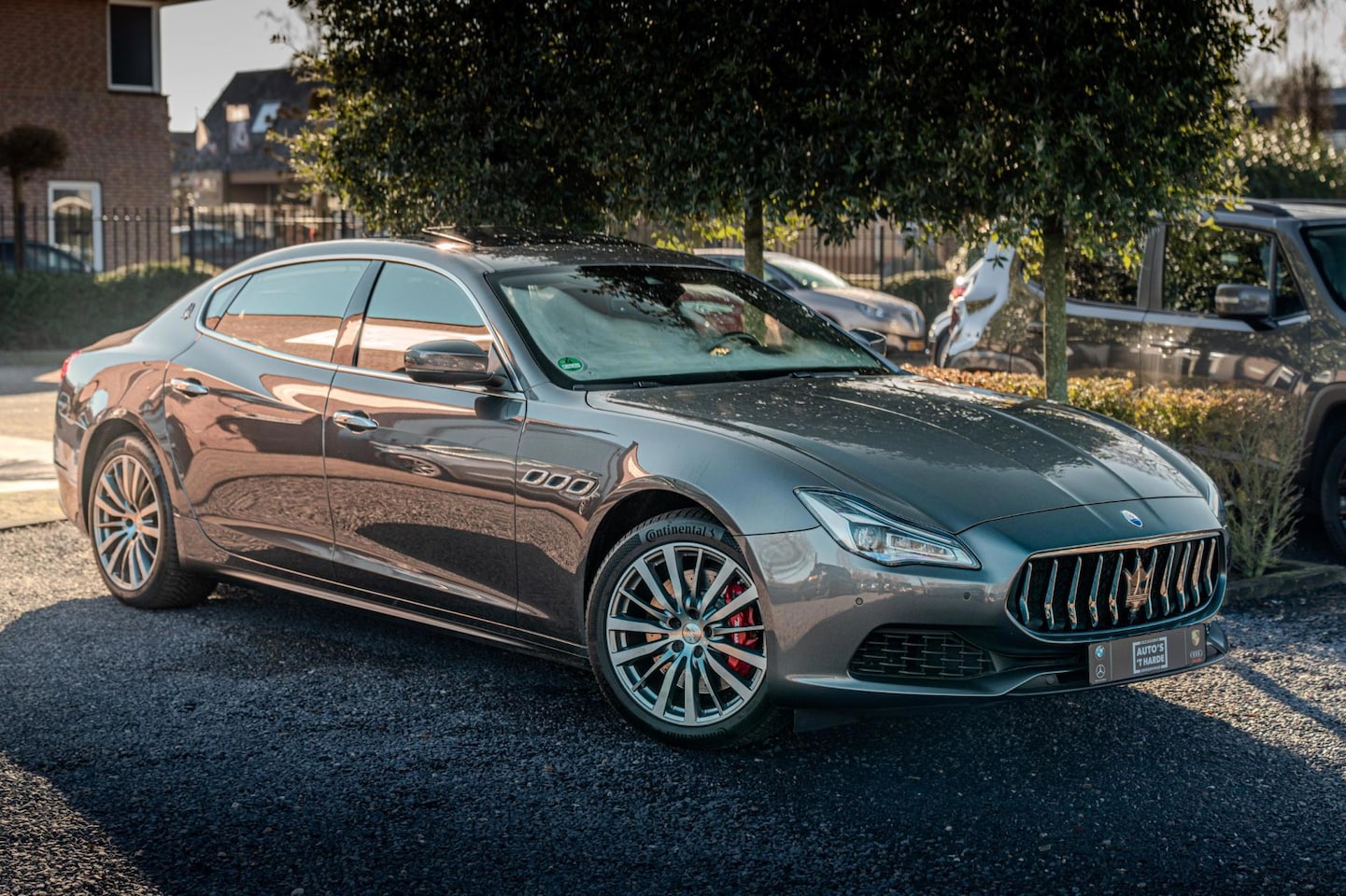 Maserati Quattroporte - 3.0 V6 TwinTurbo S 430 PK Adaptive Schuifdak H&K Keyless LED Camera 19'' - AutoWereld.nl