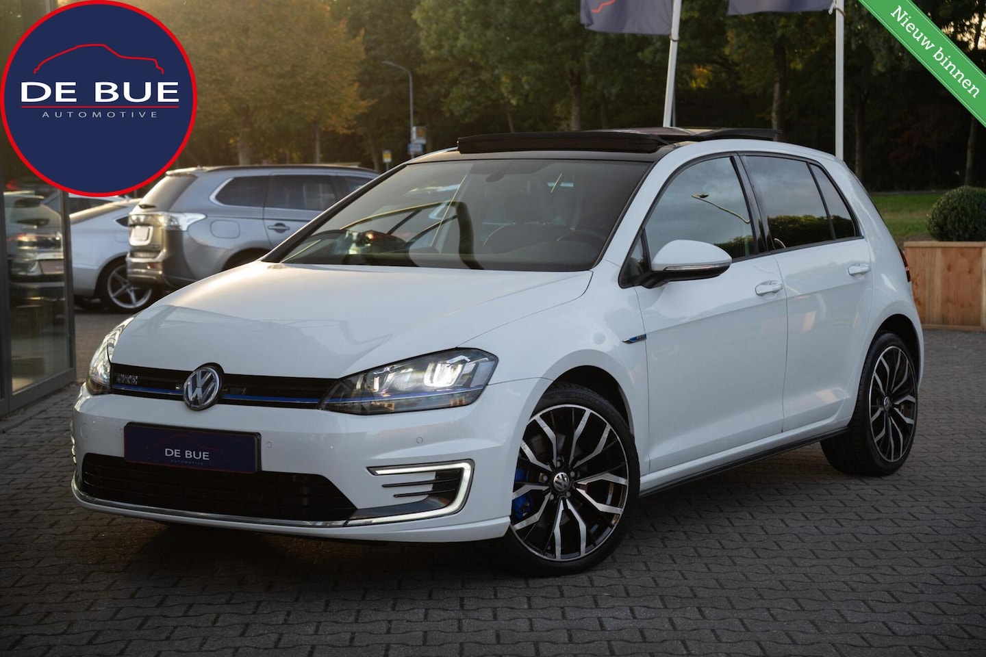 Volkswagen Golf - 1.4 TSI GTE|Org NL NAP|Panoramadak|Leder|Parelmoer|DAB|Navi Pro|MY2015|LED|Volledig Onderh - AutoWereld.nl