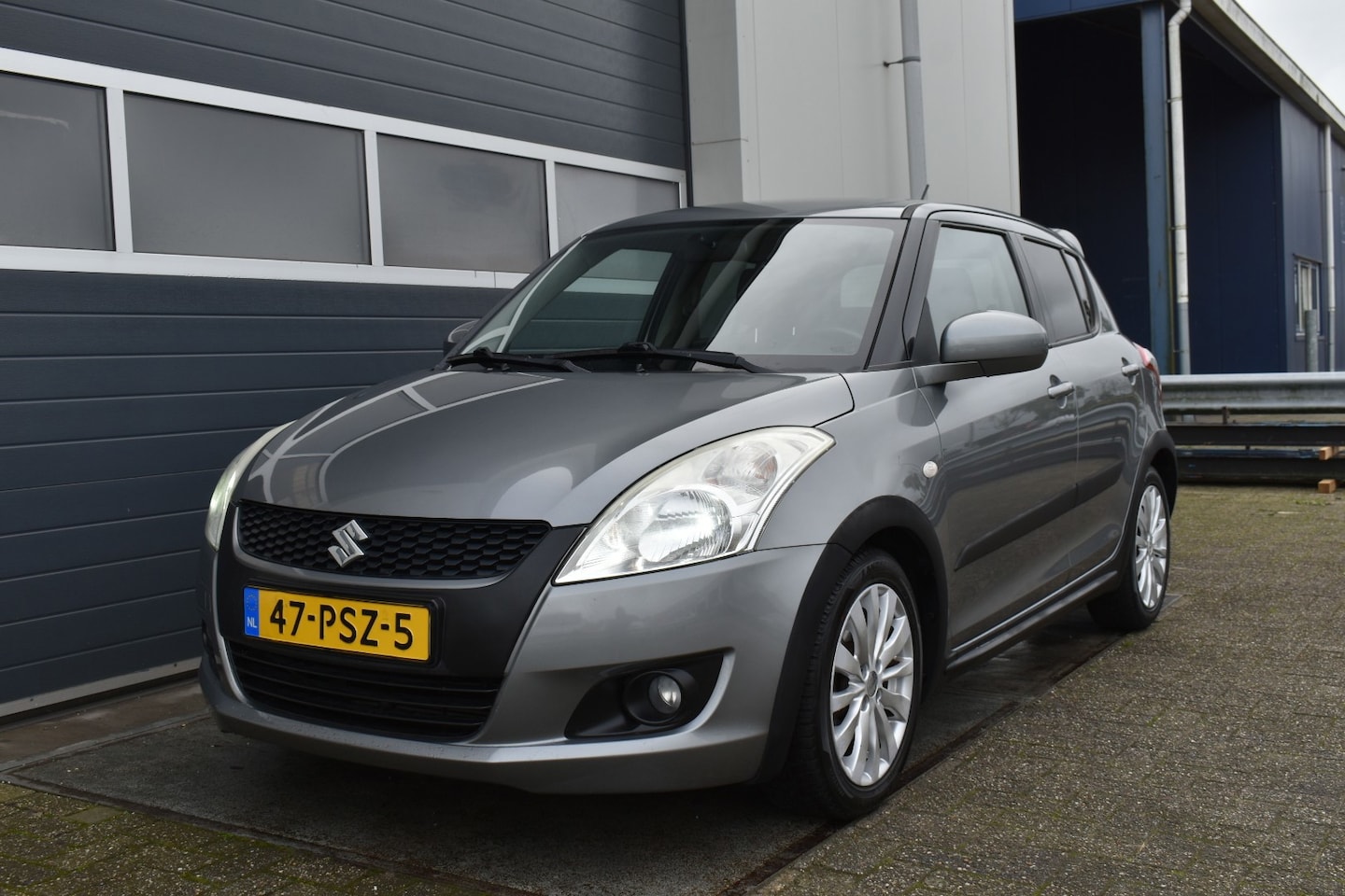 Suzuki Swift - 1.2 Exclusive EASSS sport - AutoWereld.nl