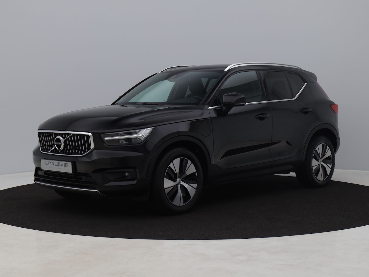Volvo XC40 - 1.5 T5 Recharge Business Pro | CAMERA | KEYLESS | STOEL- EN STUURVERW. - AutoWereld.nl