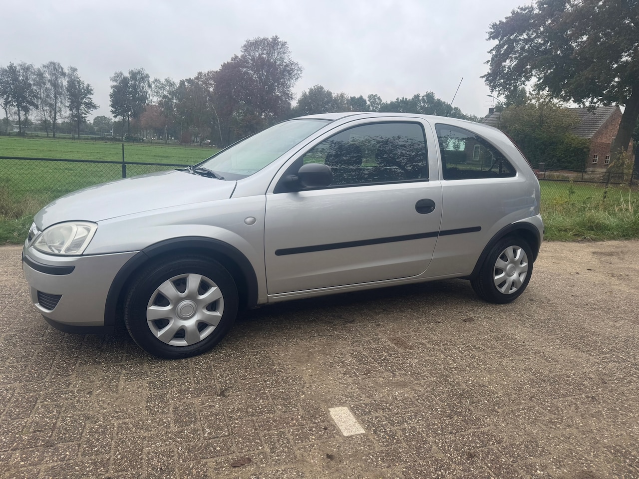 Opel Corsa - 1.2-16V Rhythm 1.2-16V Rhythm, APK,110.000km met NAP - AutoWereld.nl