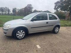Opel Corsa - 1.2-16V Rhythm, APK, 110.000km met NAP