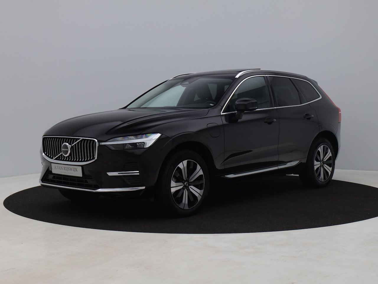 Volvo XC60 - 2.0 T6 Plug-in hybrid AWD Plus Bright Long Range | FACELIFT | PANO | ADAPTIVE | H&K | MEMO - AutoWereld.nl