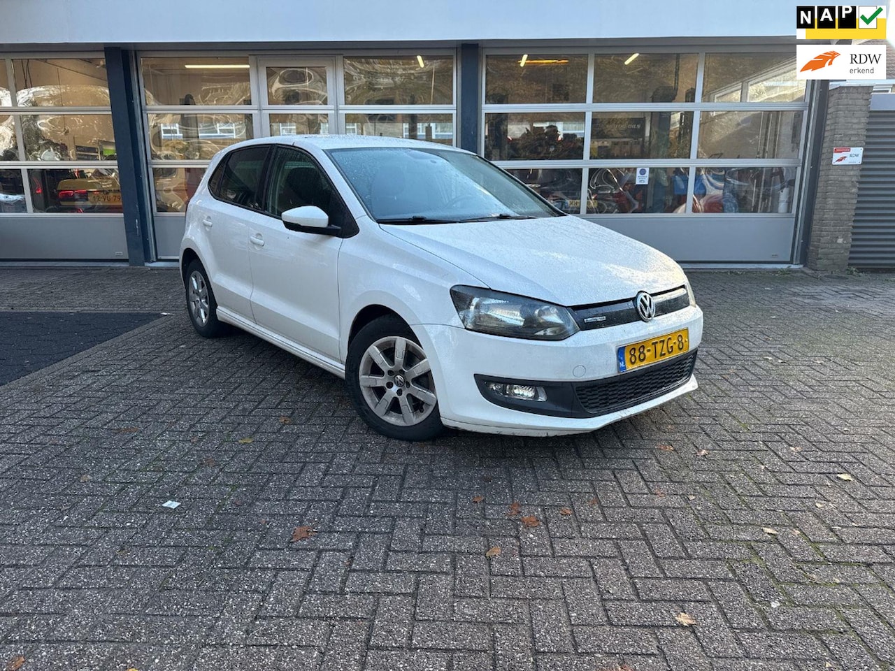 Volkswagen Polo - 1.2 TDI BlueMotion Comfortline 1.2 TDI BlueMotion Comfortline - AutoWereld.nl