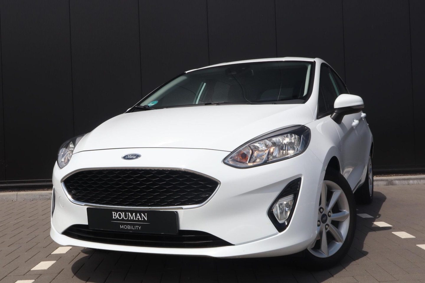 Ford Fiesta - 1.1 Trend 1.1 TREND, CARPLAY, CRUISECONTROL, PDC, LANE ASSIST - AutoWereld.nl