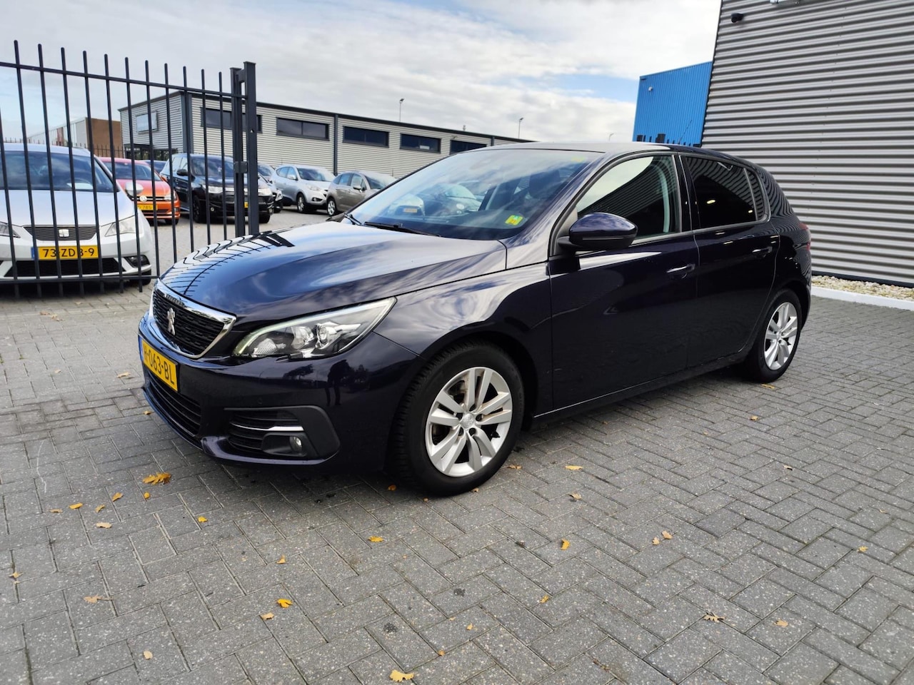 Peugeot 308 - 1.5 BlueHDi Blue Lease Executive 1.5 BlueHDi Blue Lease Executive - AutoWereld.nl