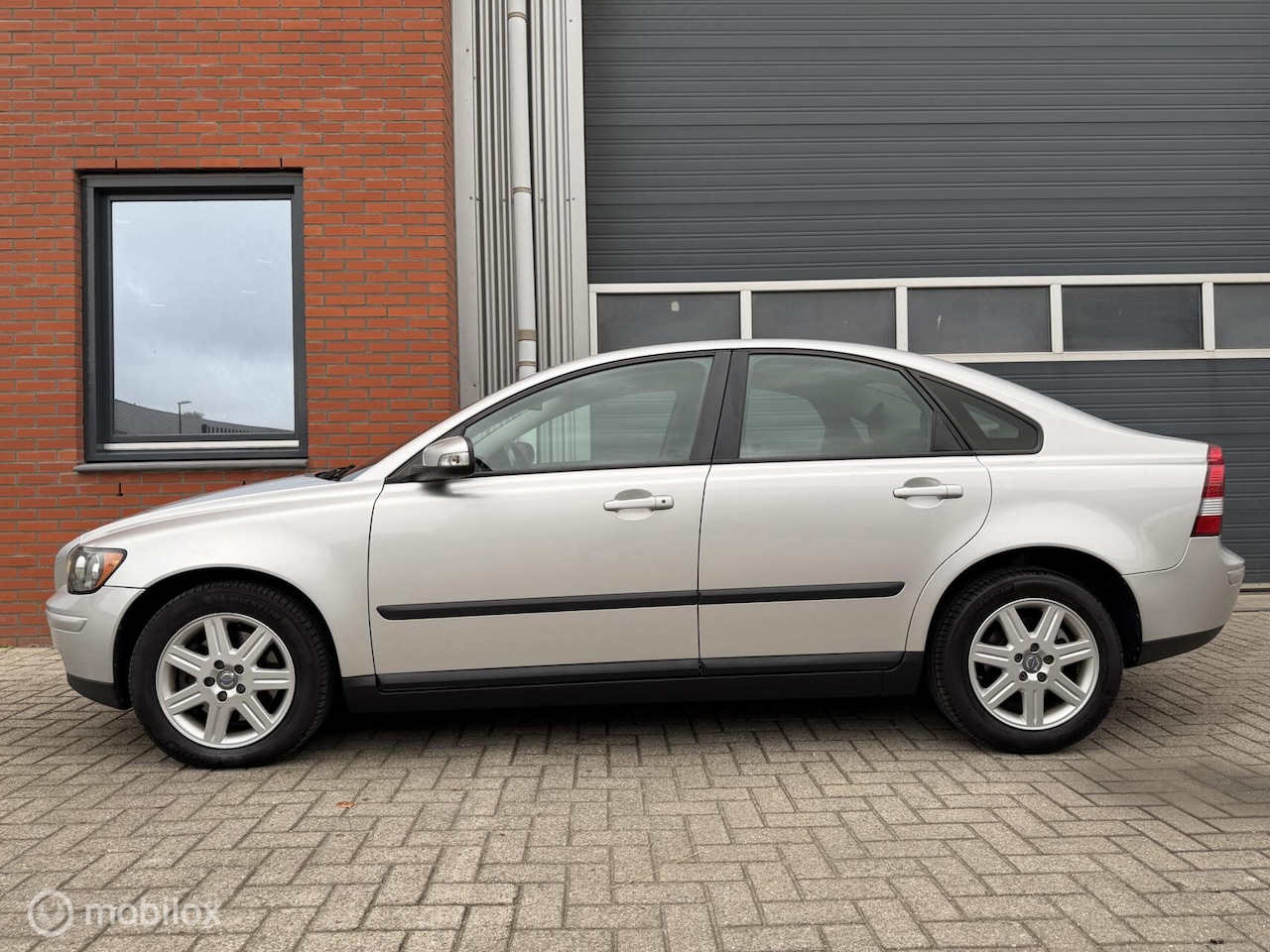 Volvo S40 - 2.4 Edition Aut. - Volvo dealer onderh. - orig. NL - AutoWereld.nl