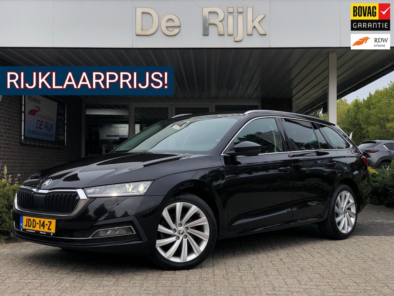 Skoda Octavia Combi - 1.4 TSI iV PHEV Sportline Business RIJKLAAR! | Trekhaak, ACC, Navi, DAB, Carplay/Android, - AutoWereld.nl