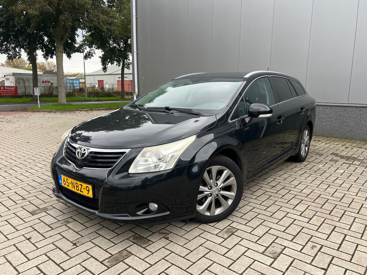 Toyota Avensis Wagon - 1.8 VVTi Business Airco/ Cruise - AutoWereld.nl