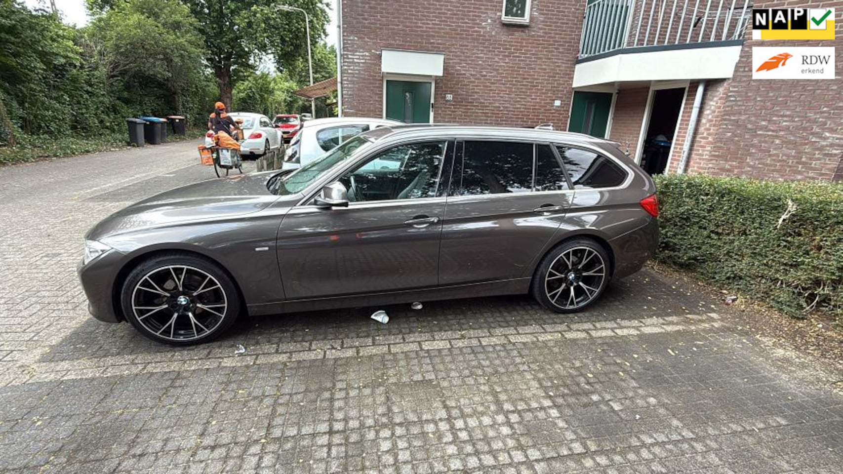 BMW 3-serie Touring - 320i Upgrade Edition-APK-Onderhoud - AutoWereld.nl