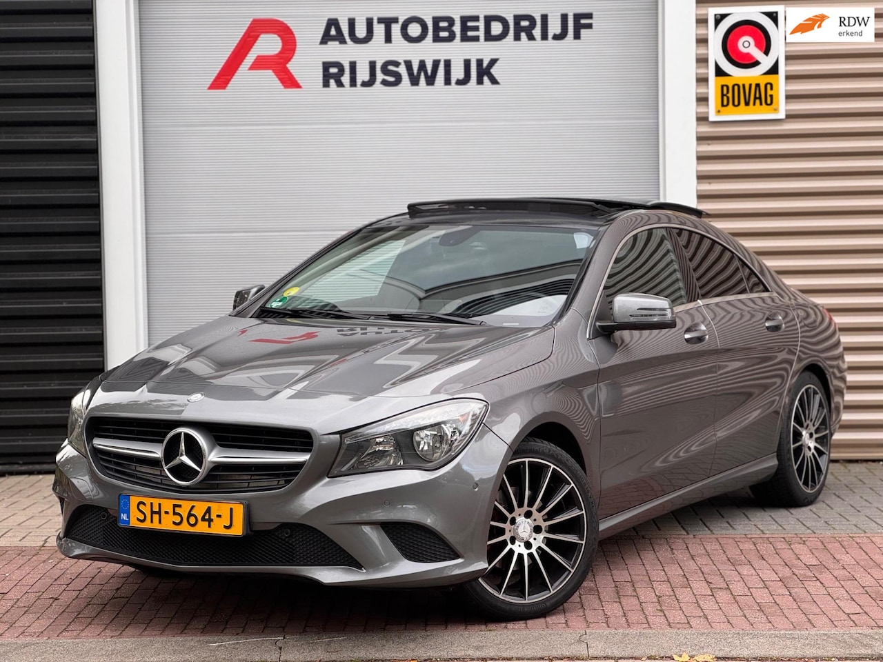 Mercedes-Benz CLA-Klasse - 180 CDI Panoramadak/Navigatie/Pdc - AutoWereld.nl