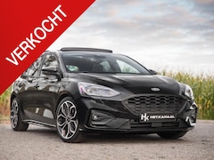 Ford Focus - 1.5 EcoBoost ST Line Pano ACC B&O Keyless