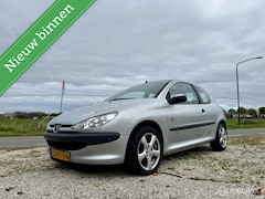 Peugeot 206 - 1.4 Air-line 2, BJ 2005, Airco, APK Okt 2026