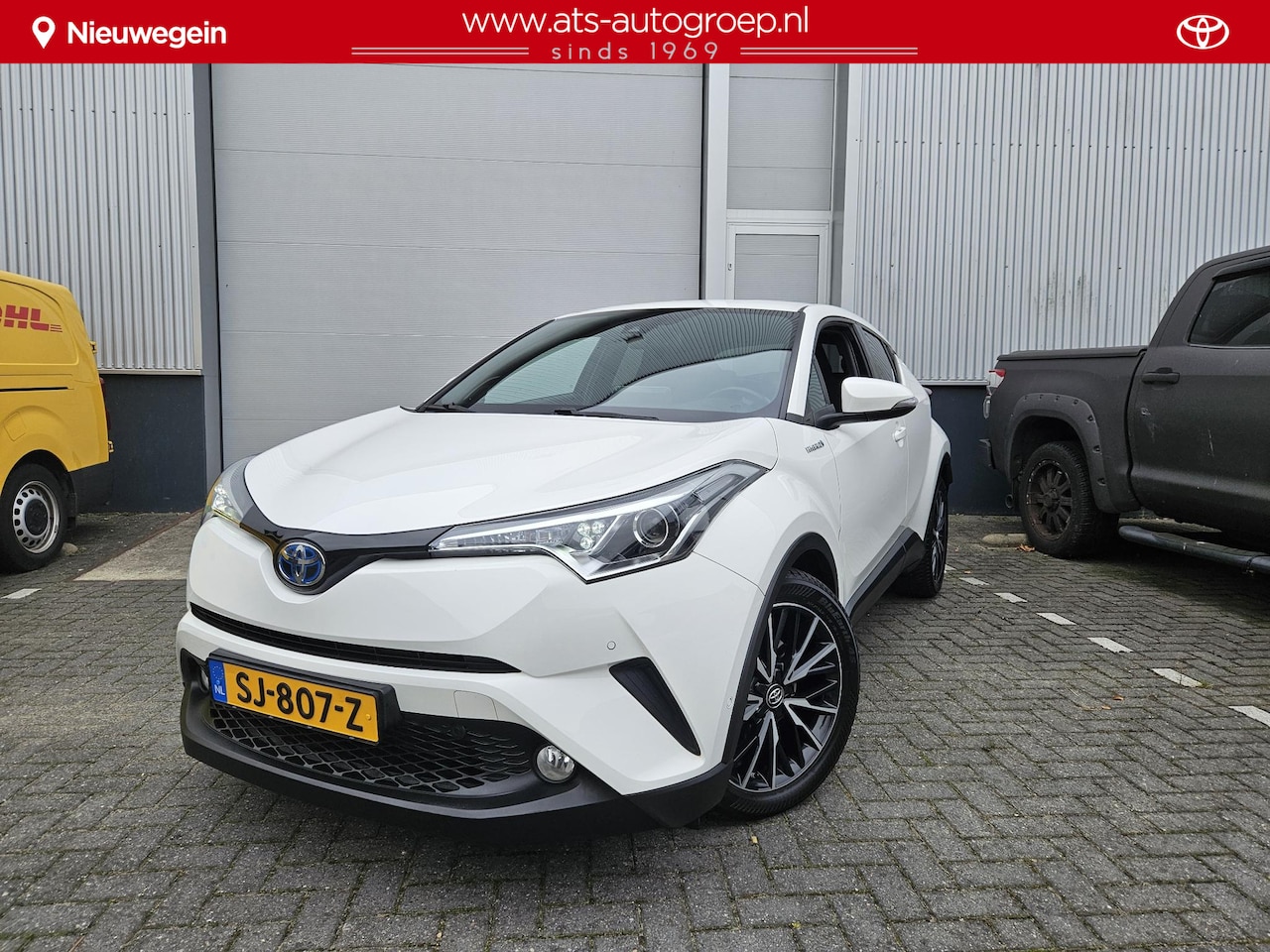 Toyota C-HR - 1.8 Hybrid Style Premium pack | All Season Banden | 1e Eigenaar en volledig dealeronderhou - AutoWereld.nl