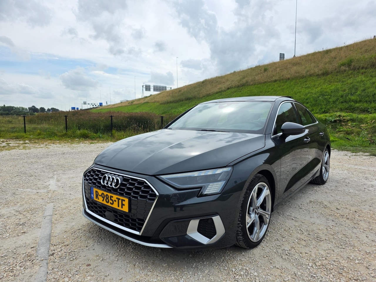 Audi A3 Limousine - 35 TFSI S edition 35 TFSI S edition - AutoWereld.nl