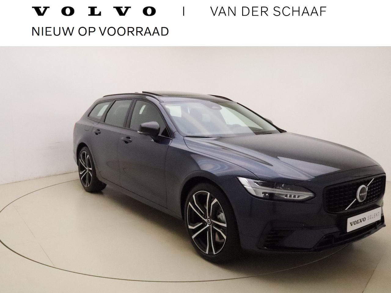 Volvo V90 - T8 455pk AWD Ultra Executive Edition / Full Options / Bowers & Wilkins / 360 Camera / Stoe - AutoWereld.nl