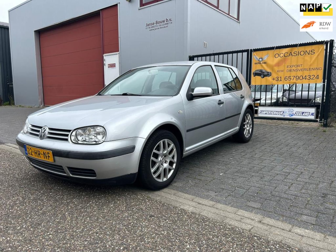 Volkswagen Golf - 1.6-16V Trendline MEENEEMPRIJS! - AutoWereld.nl