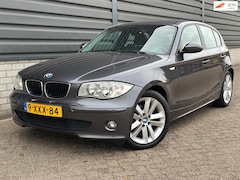 BMW 1-serie - 116i Executive Airco | CarPlay | APk | 5 Deurs