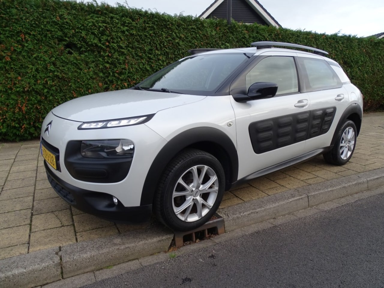 Citroën C4 - 1.2 E-VTI FEEL Automaat- Came-Navi-Usb-Blth-Pdc-Cruise - AutoWereld.nl