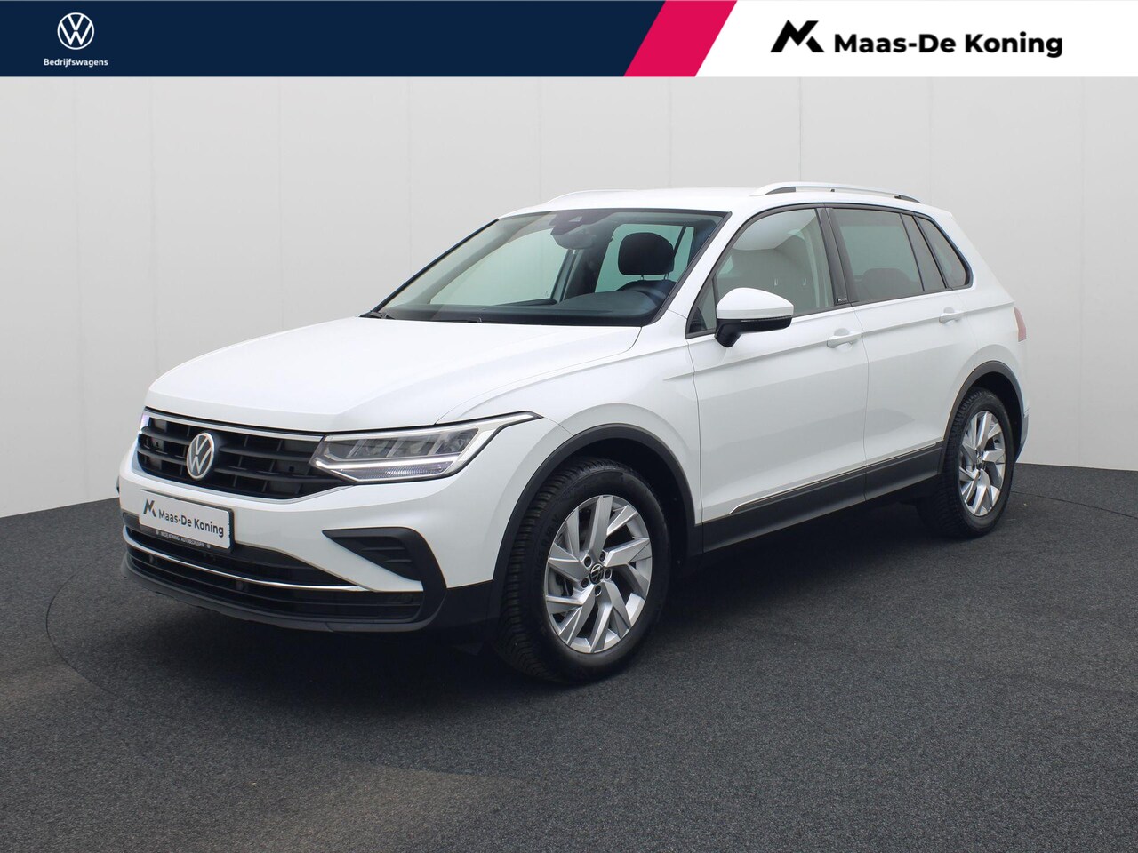Volkswagen Tiguan - 1.5TSI/150PK Life Active · Camera · Navigatie · Trekhaak · Stoel-& stuurverwarming · Garan - AutoWereld.nl