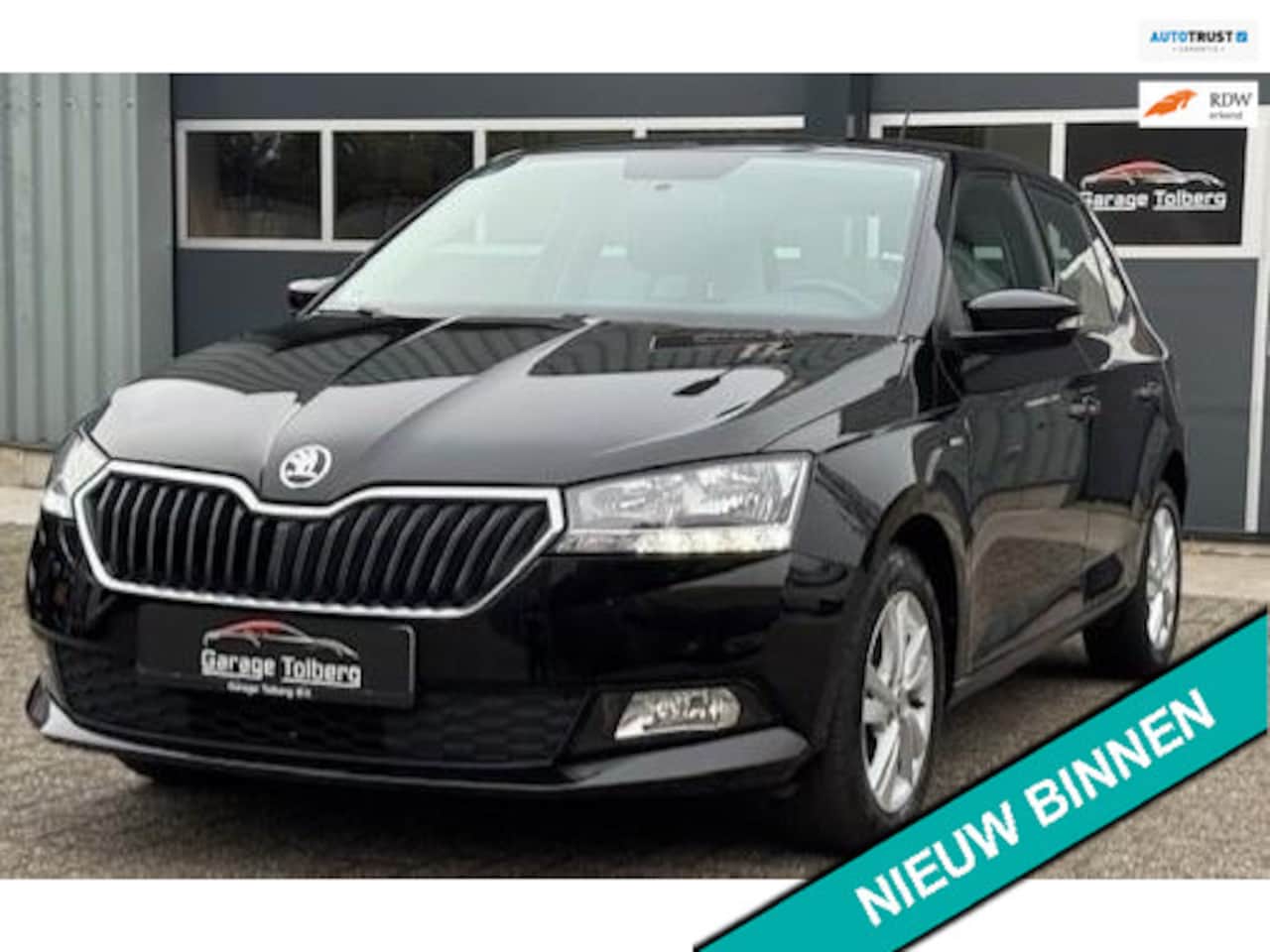Skoda Fabia - 1.0 TSI Active Zwarte Skoda Fabia 1.0 5 deurs uit 2019 met slechts 68000 km! Zuinig, betro - AutoWereld.nl