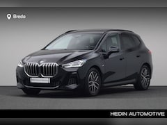 BMW 2-serie Active Tourer - 220i | M-sport | Adaptief M onderstel | Comfort Access | Sportstoelen | Harman Kardon | Sc