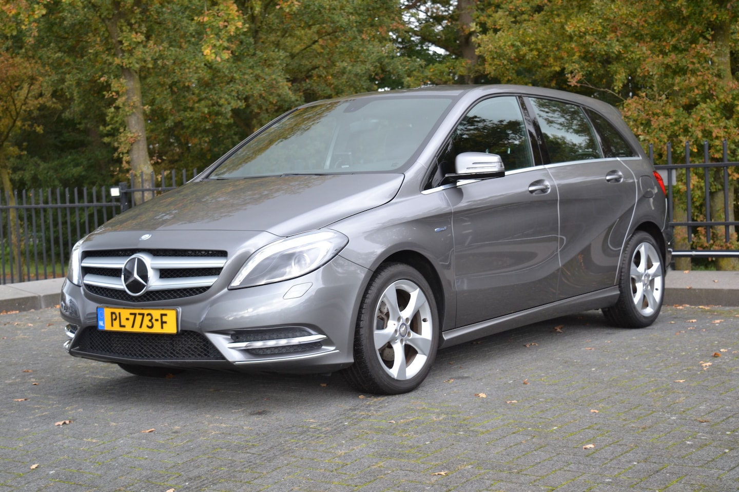 Mercedes-Benz B-klasse - 180 Ambition | 200 | Trekhaak | Camera | Cruise | - AutoWereld.nl