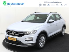 Volkswagen T-Roc - 1.0 TSI Style | Trekhaak | Parkeersensoren | Adaptieve cruise control | CarPlay | Navigati